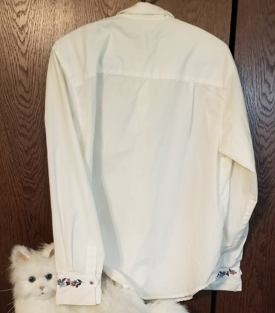 Van Heuson Off White Button Down Blouse - image 2